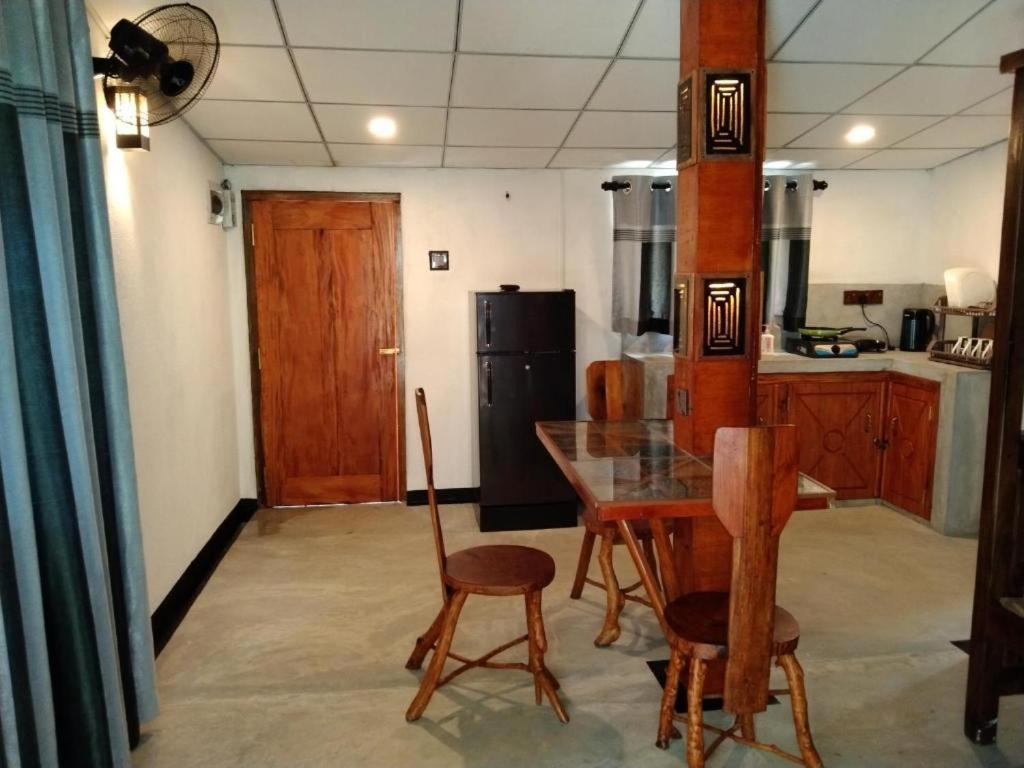 Lovers Villa Matara